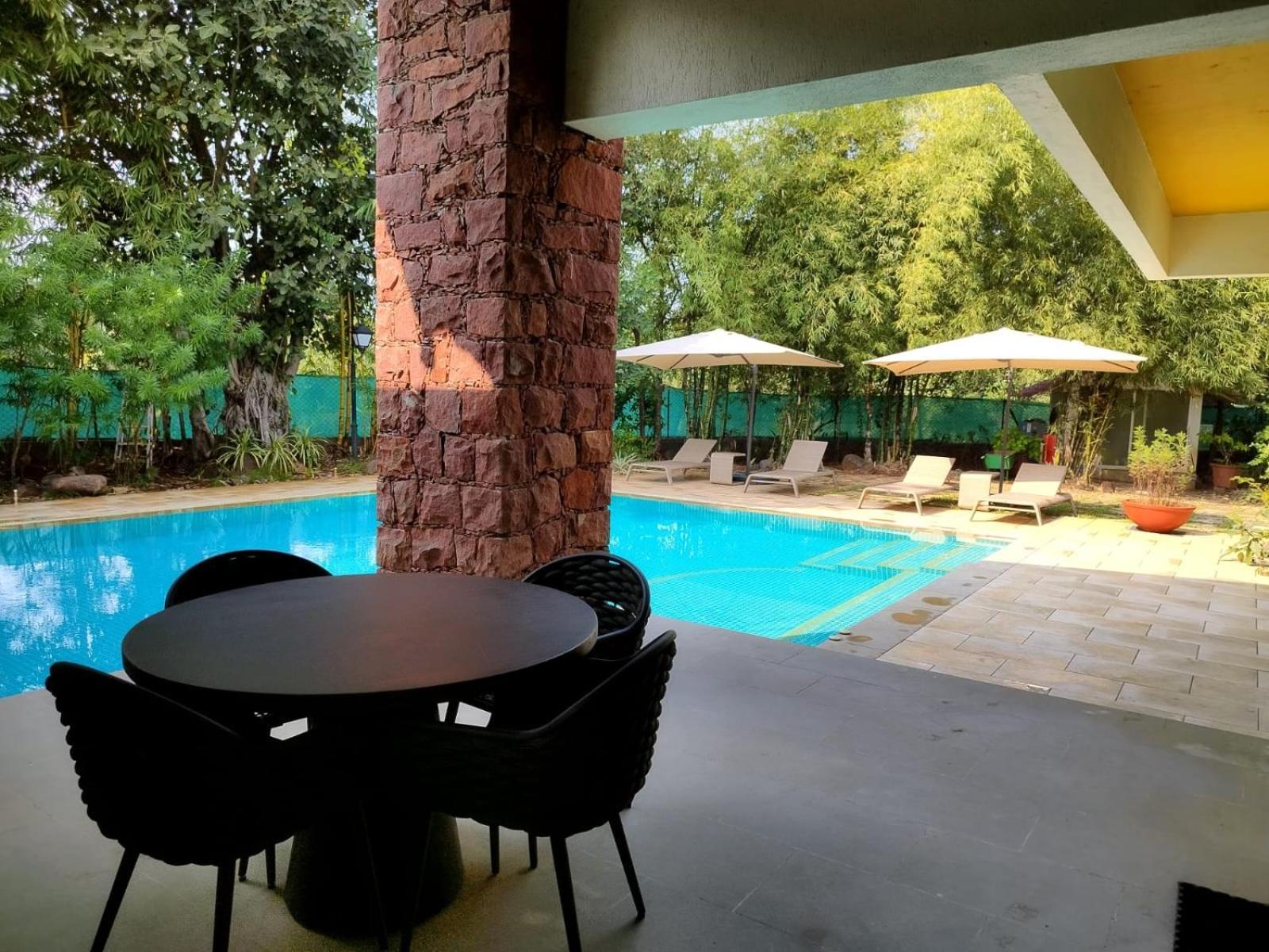 Вилла Casa Blanca 3Bhk W/Pool Near Mandwa, Alibaug Алибаг Экстерьер фото