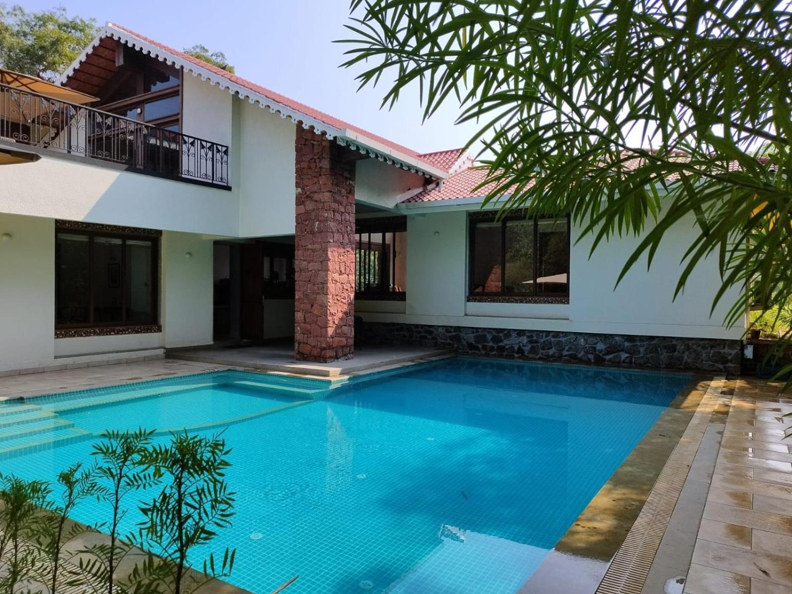 Вилла Casa Blanca 3Bhk W/Pool Near Mandwa, Alibaug Алибаг Экстерьер фото
